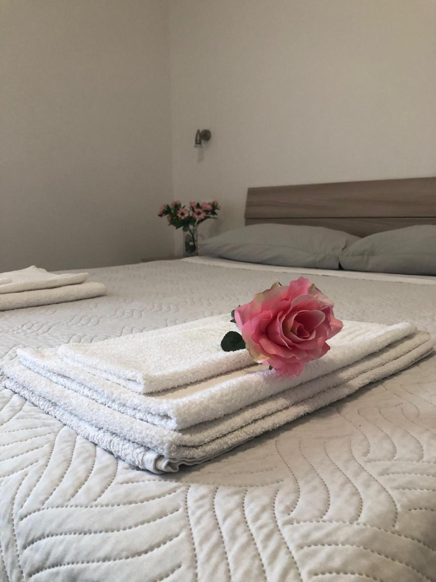 Appartamenti Lago Blu Riva del Garda Chambre photo